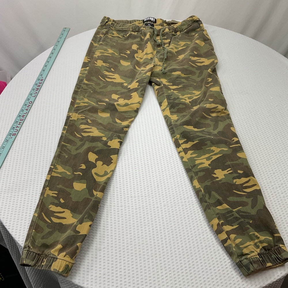 Men's Camouflage Jogger Pants